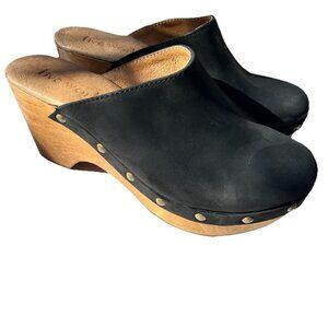 Five Worlds Anthropologie Suede Black Leather Studded Clogs Size 9 Wooden Shoes